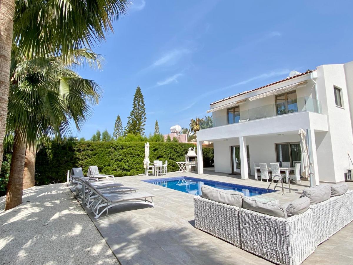 Luxury Villa Roma Near The Beach Коралова Затока Екстер'єр фото